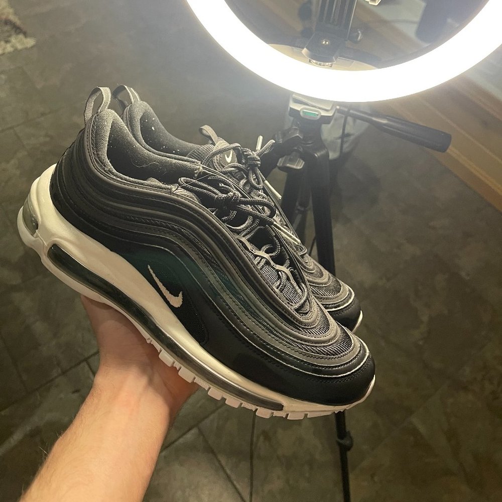 Nike AirMax 97